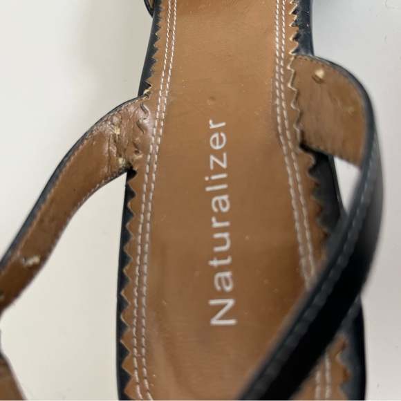 Naturalized Navy Leather Sling -back Pumps size 7 1/2. - Picture 6 of 9